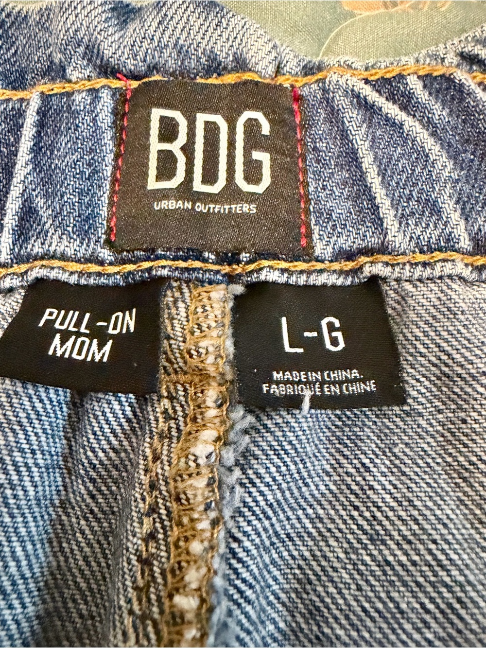 BDG Blue Elastic-Waist Denim Shorts - Picture 4 of 4